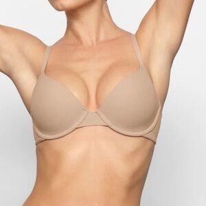 SKIMS FITS EVERYBODY #B4 T-SHIRT BRA - 2294 44C NWT CLAY